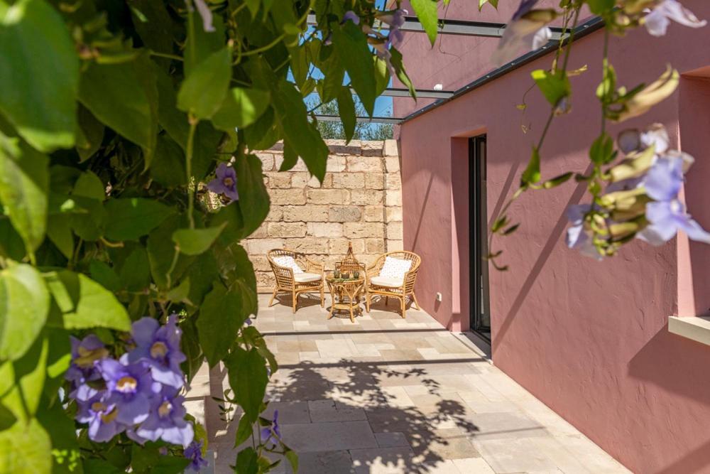 Oasi Verde Casin Anand - Retreat & Spa Novoli Exterior photo