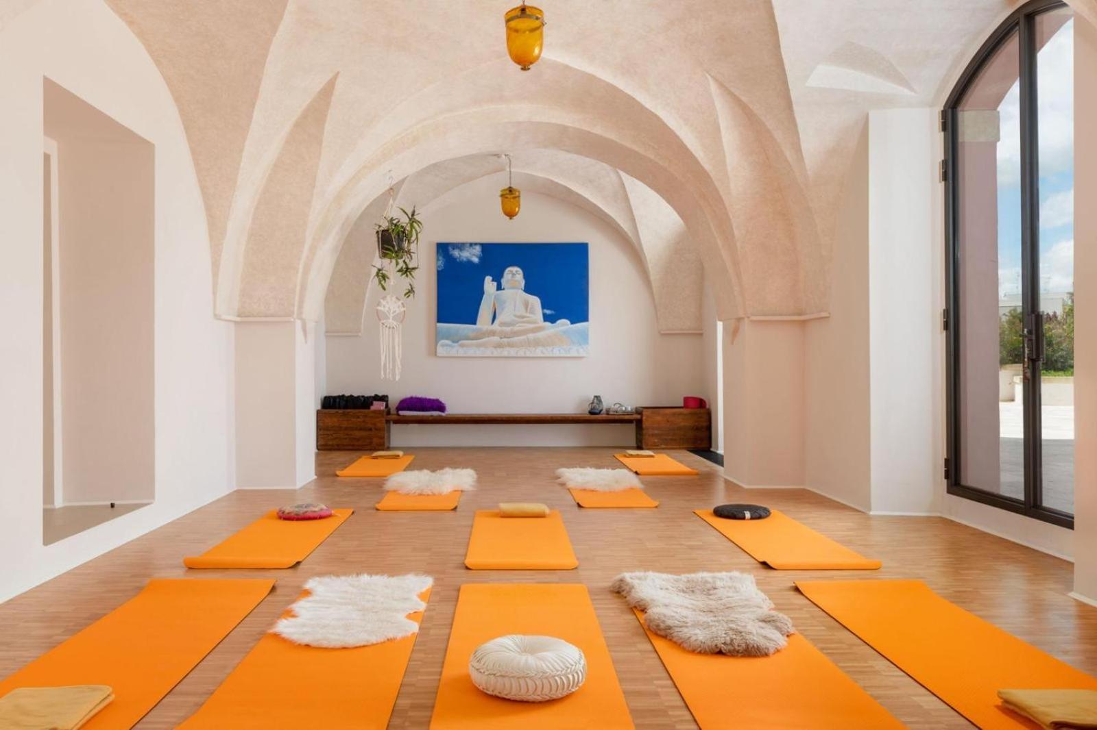Oasi Verde Casin Anand - Retreat & Spa Novoli Exterior photo